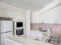 1 Bedroom Apartment Kitchen-BreakFree Moroccan