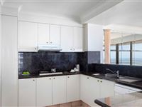 2 Bedroom Ocean Premium Apartment Kitchen-BreakFree Moroccan